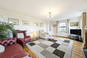 Living Room- click for photo gallery